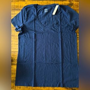 PINK - Victoria’s Secret | V-Neck T